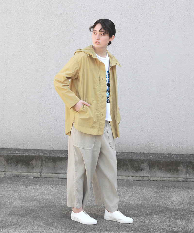 女性モデル着用イメージ