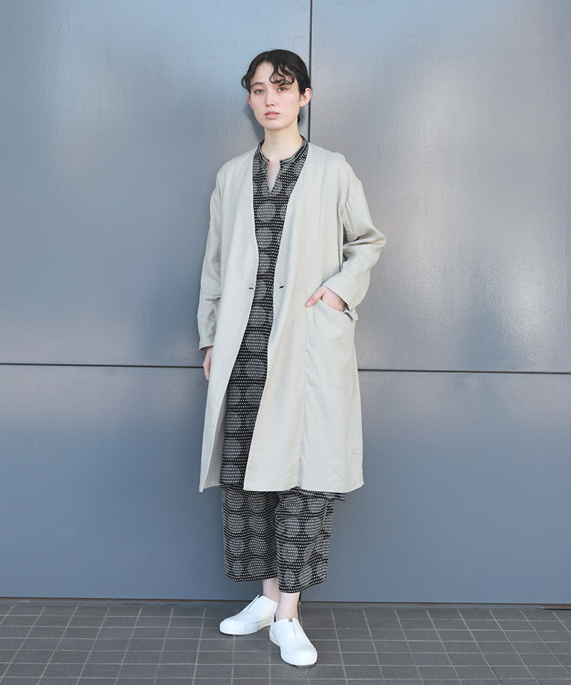 女性モデル着用イメージ