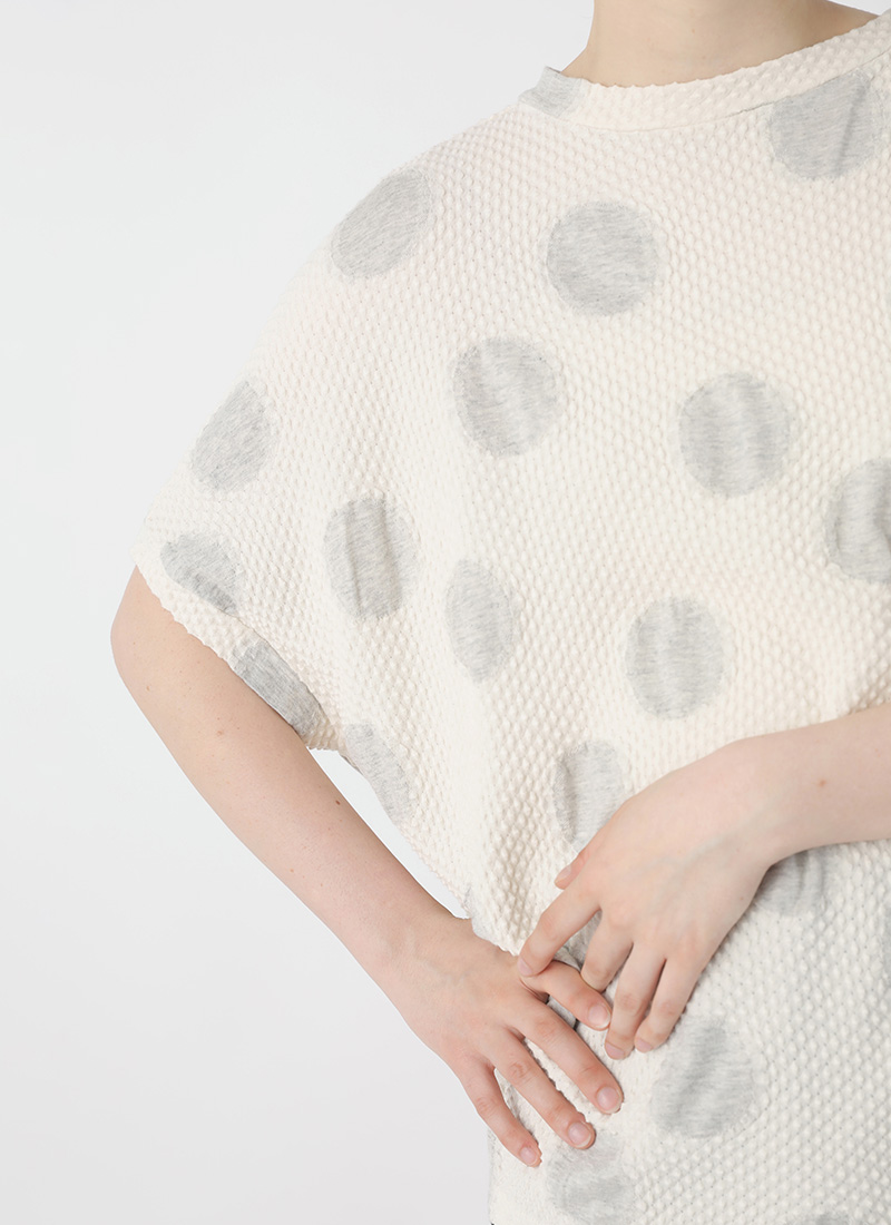 写真:モデル着用イメージ