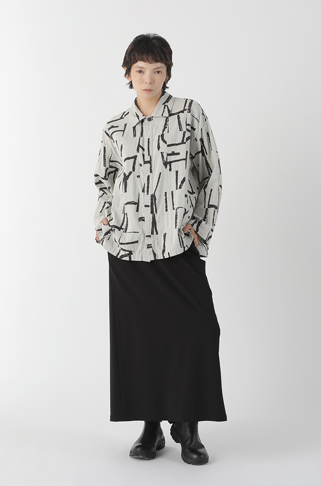 モデルイメージ写真:off white