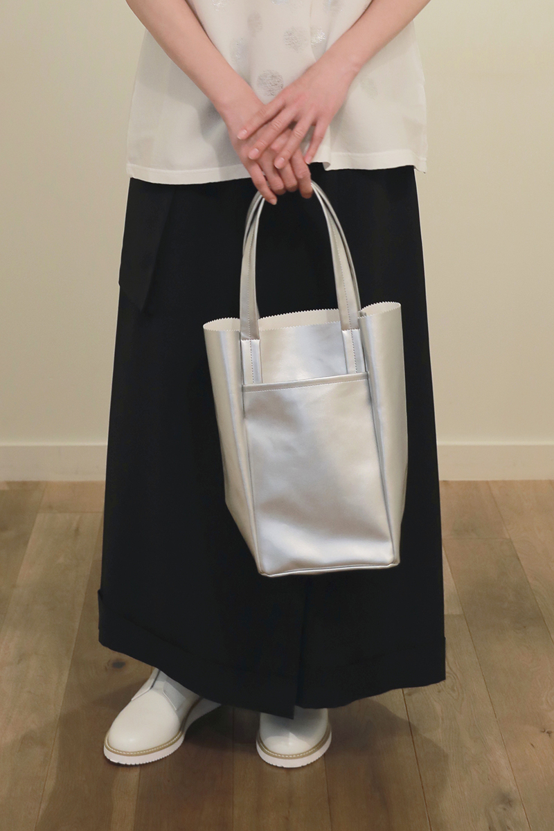 写真:モデル着用イメージ