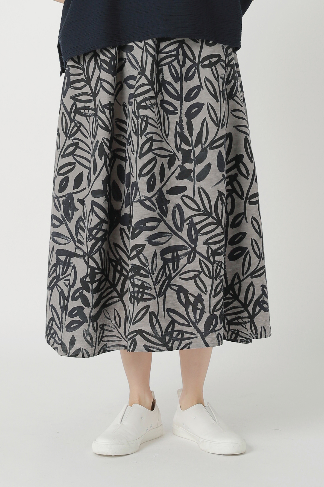 美品　Plantation　PAPER YOORYUU コート　楊柳　2021年 Plantation リーフYOORYUU / ベタ花YOORYUU | NEWS ニュース | A-net